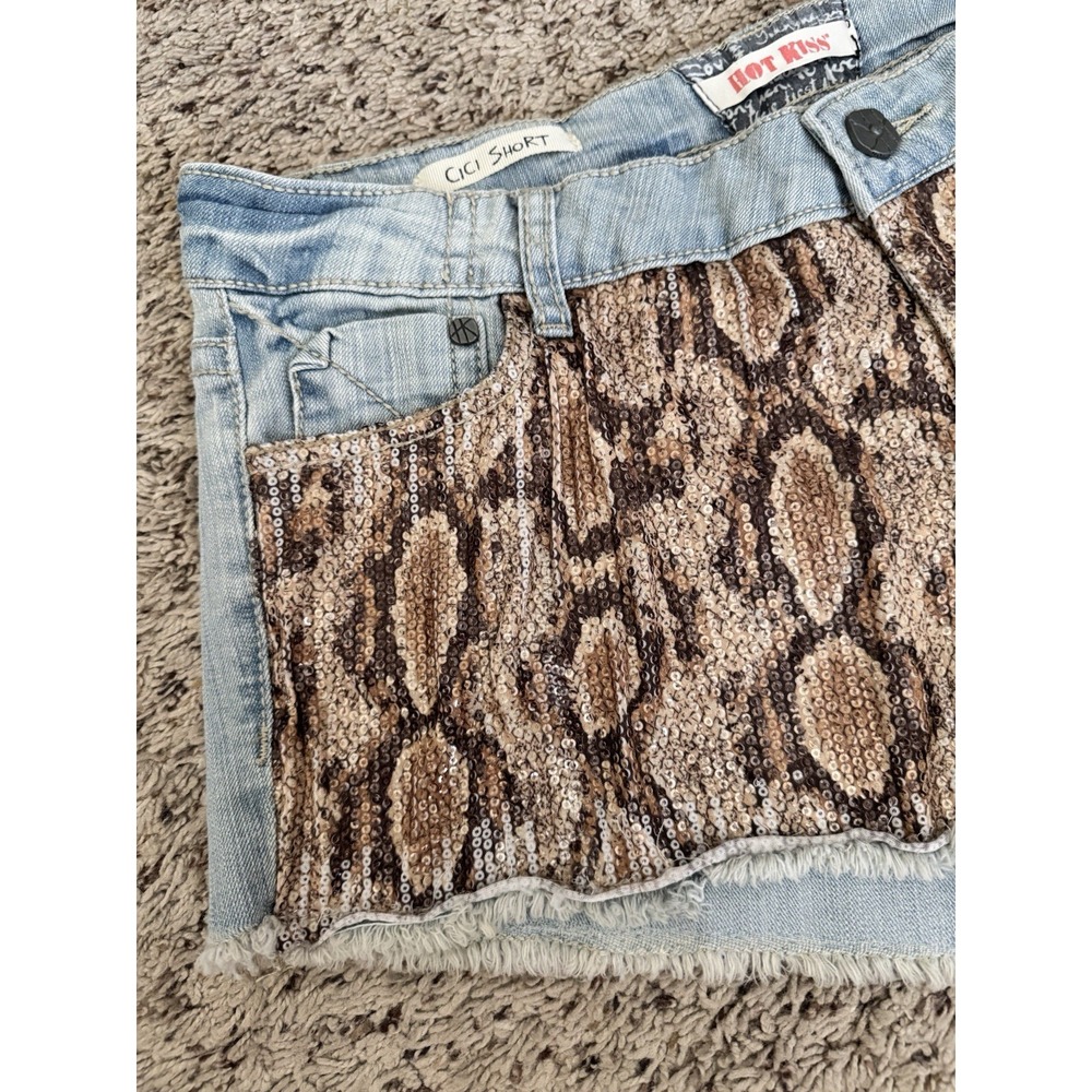 Hot Kiss Womens Junior Cici Distressed Animal Print Sequined Denim Shorts‎ Sz 13 - Picture 13 of 14